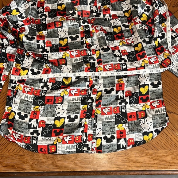 ❤️❤️❤️ Disney Mickey Mouse blouse shirt ❤️❤️❤️ - Picture 3 of 6
